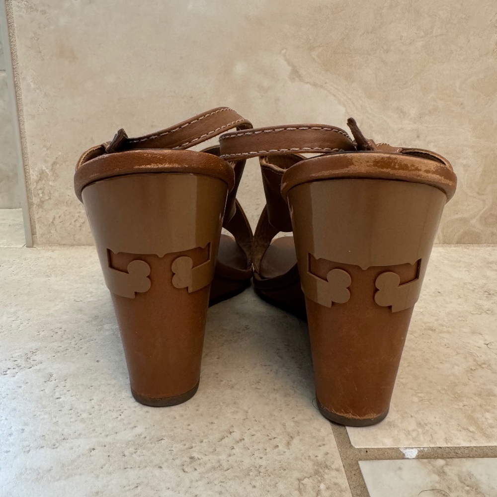 tory burch gabriella leather 100mm wedge sandals women's size 10